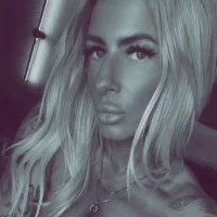 blondiluvsanal