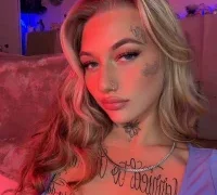 chloetease